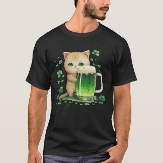 Cute Cat Loves Beer St Patrick s Day T-Shirt