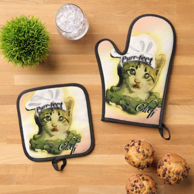 Cute Cat Purr-fect Chef  Oven Mitt & Pot Holder Set (Top Down)