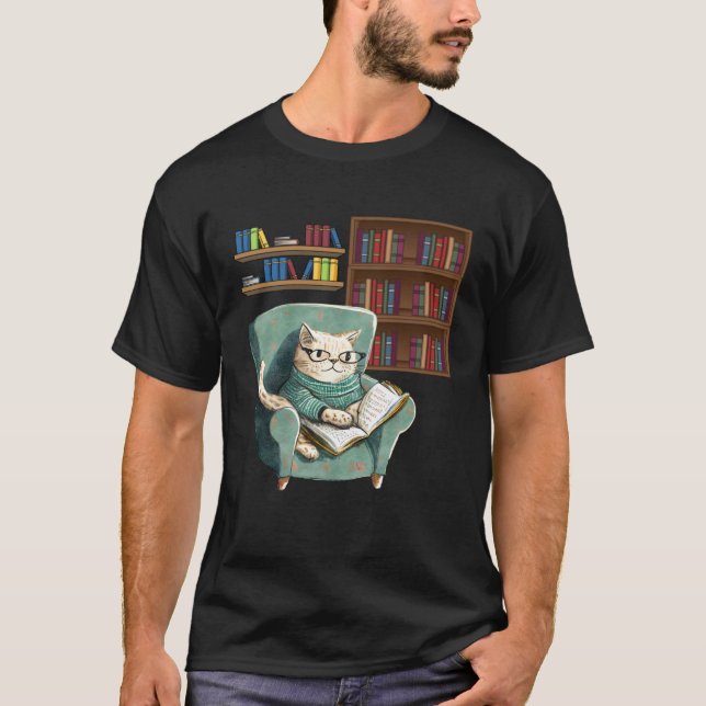 Cute Cat Reading Book Bookworms Cat  Reading T-Shirt (Front)
