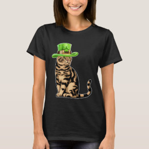 Cute Cat Saint Patrick Day  Happy St Kitten Day T-Shirt