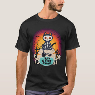Cute Cat Skeleton Pumpkin Mummy stay 6 feet away Q T-Shirt