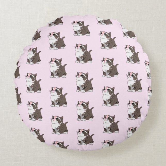 Cute Cats Round Pillow (Front)