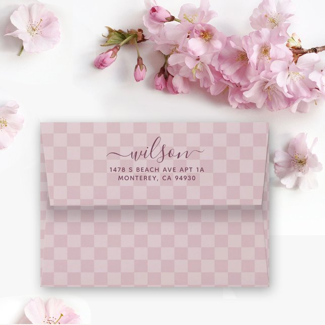 Cute Chequered Dusty Pink Script font envelope (Creator Uploaded)