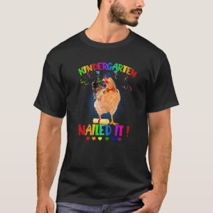 Cute Chicken Graduation Class Of 2022 Kindergarten T-Shirt