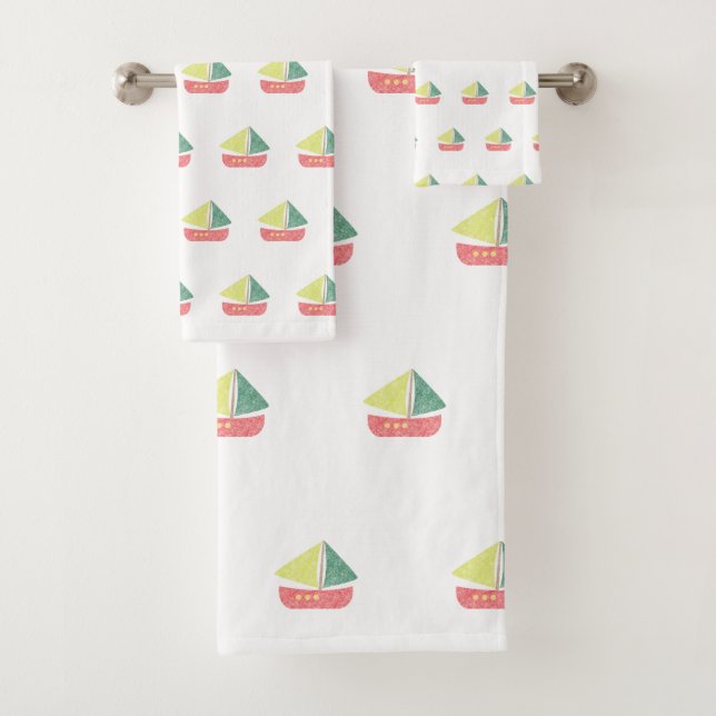 CUTE CHILDRENS SAILING BOAT BATHROOM TOWEL SET (Insitu)