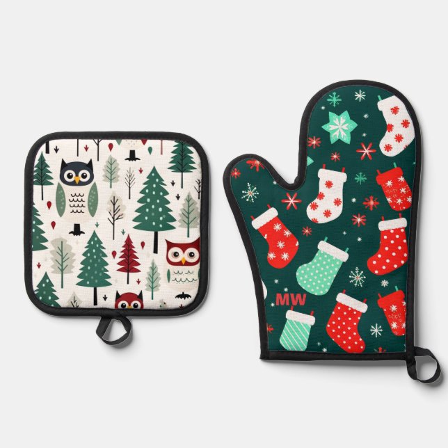 Cute Christmas Oven Mitt & Pot Holder Set (Front)
