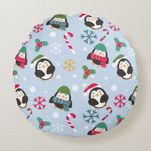 Cute Christmas Penguin Round Cushion (Front)