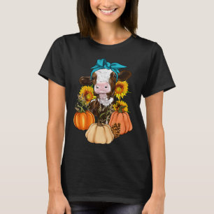 Cute Cow Farm Pumpkin Farm Fall Thanksgiving Farme T-Shirt