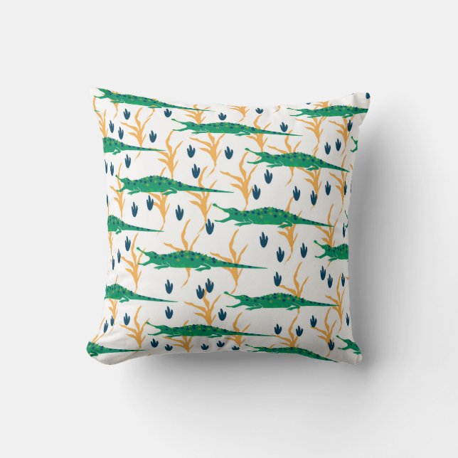 Cute crocodiles seamless pattern. Cartoon animals. Cushion (Front)