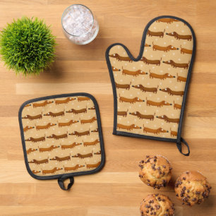 Cute Dachshund Dogs Oven Mitt & Pot Holder Set