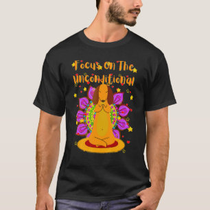 Cute Dachshund Funny Wiener Dog Doxie Yoga Worko T-Shirt