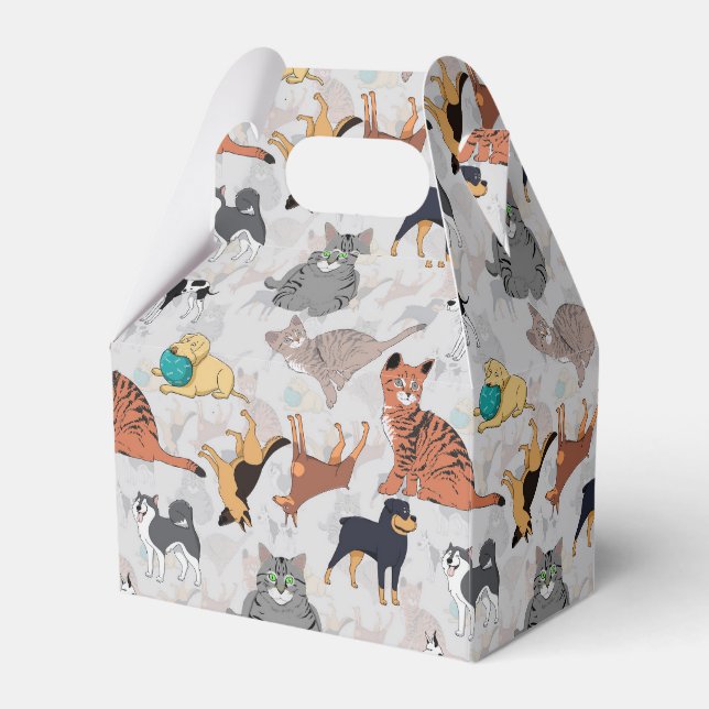 Cute Dogs And Cats Pattern Design Favour Box (Front Side)