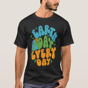 Cute Earth Day Every Day Retro Groovy 53rd Anniver T-Shirt