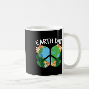 Cute Earth Day Heart Planet Nature Lover Men Women Coffee Mug