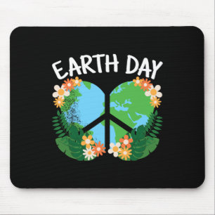 Cute Earth Day Heart Planet Nature Lover Men Women Mouse Pad