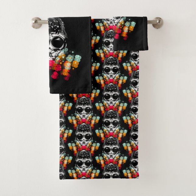 Cute Fall Spider with Dewdrop Hat Pattern Bath Towel Set (Insitu)