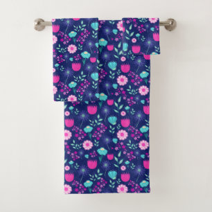 Cute floral pattern background bath towel set
