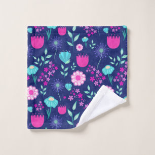 Cute floral pattern background wash cloth