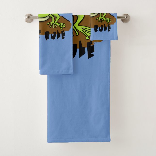 Cute frog cartoon towel set. (Insitu)