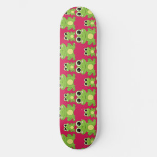 Cute frogs pattern skateboard