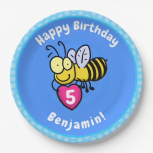 Cute funny bee with heart cartoon illustration paper plate