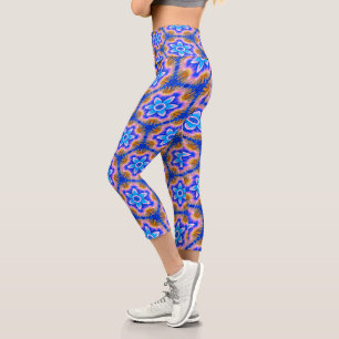 Cute Furry Flowers Pattern Capri Leggings