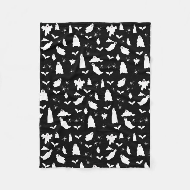 Cute Ghost, Bats & Spiders Halloween Pattern Fleece Blanket (Front)