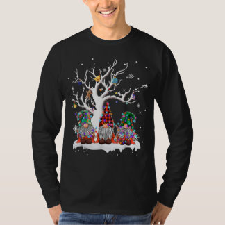 Cute gnome buffalo plaid christmas tree T-Shirt