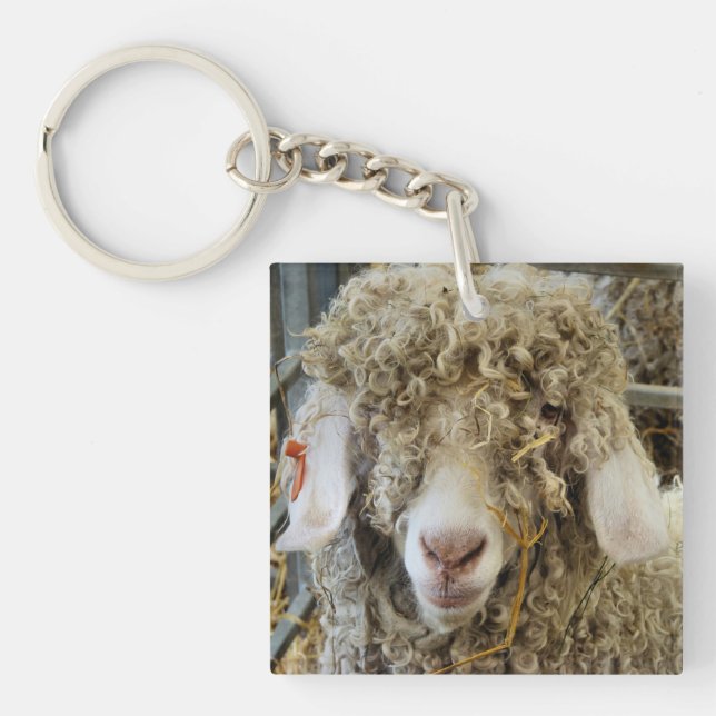 CUTE GOAT KEY RING (Front)