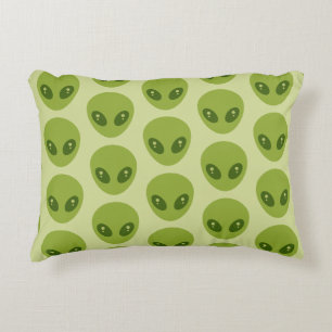 Cute Green Alien Heads Pattern Decorative Cushion