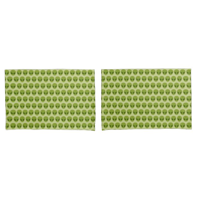 Cute Green Alien Heads Pattern Pillowcase (Front-Set)