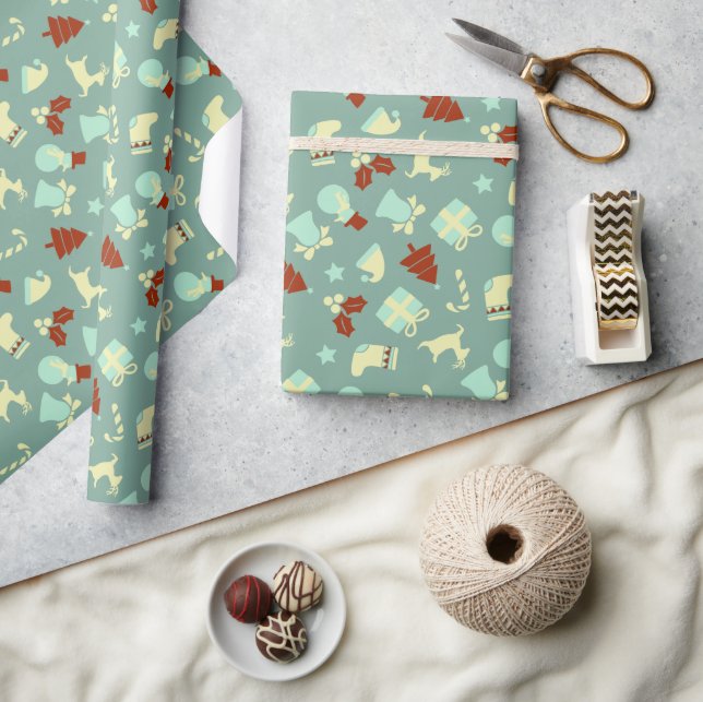 Cute Green Christmas Wrapping Paper (Crafts)