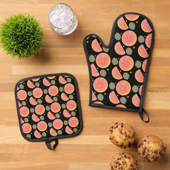 Cute Guava Fruit Kitchen Oven Mitt & Pot Holder Set (Top Down)