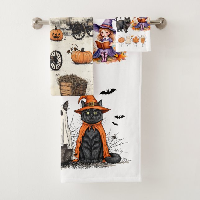 Cute Halloween Bath Towel Spooky Fall Decor Gift (Insitu)