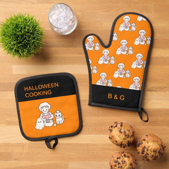 cute halloween cat mum & ghost oven mitt & pot holder set (Top Down)