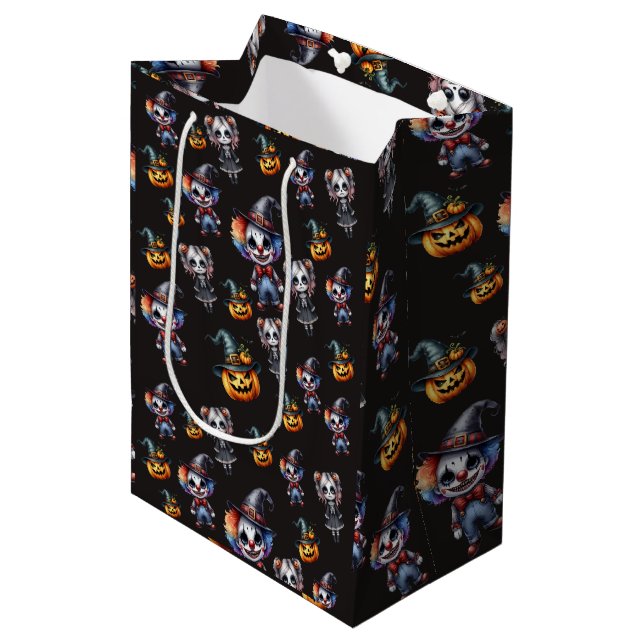 Cute Halloween  Medium Gift Bag (Front Angled)