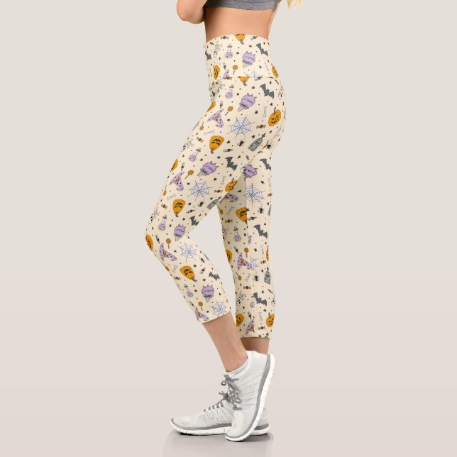 Cute Halloween Pattern Capri Leggings (Left)