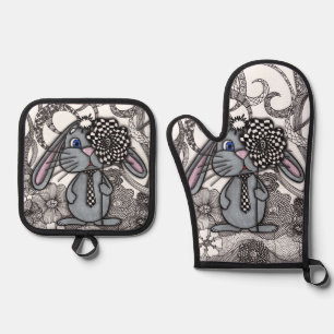 Cute Hand-Drawn Bunny Rabbit Zen Doodle Pot Holder Oven Mitt & Pot Holder Set