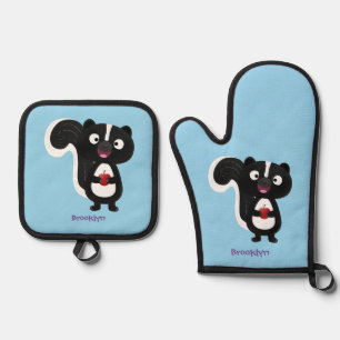 Cute happy skunk cartoon illustration oven mitt & pot holder set