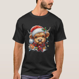 Cute Highland Baby Cow Christmas Lights Merry Brig T-Shirt