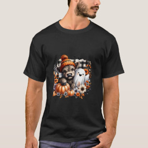 Cute Highland Cow Halloween With Ghost Pumpkin Spo T-Shirt