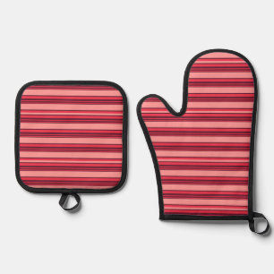 Cute hot pink stripes oven mitt & pot holder set