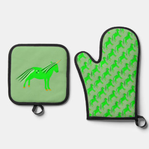 Cute Irish Green and Gold Unicorn Oven Mitt & Pot Holder Set
