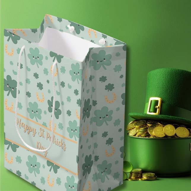 Cute kawaii Shamrocks St. Patrick’s Day Medium Gift Bag (Cute kawaii Shamrocks St. Patrick’s Day Medium Gift Bag)