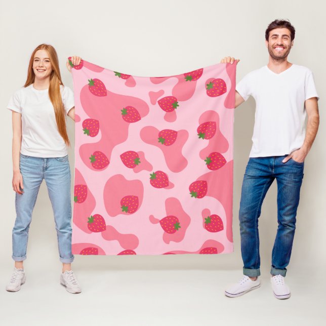 Cute Kawaii Strawberry Cow Pattern Fleece Blanket (In Situ)