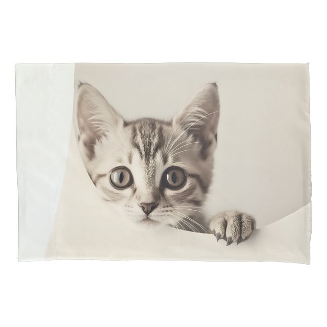 Cute Kitten Face Pillowcase (Front)