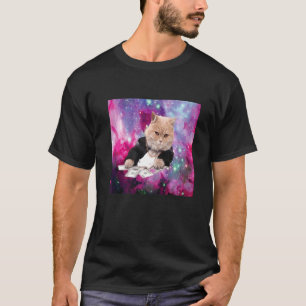 Cute kitty in space with money chilling hanging ou T-Shirt