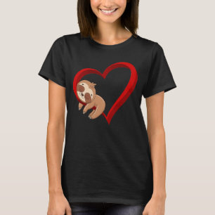 Cute Lazy Sloth Holding Heart Love Slothie Valenti T-Shirt