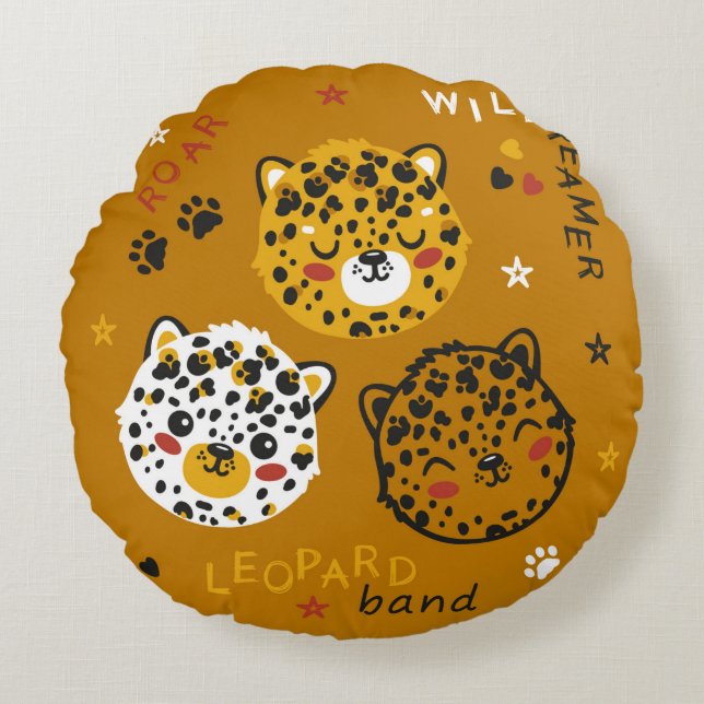 Cute Leopard Cat Face Drawing. Little Funny Cheeta Round Cushion (Front)