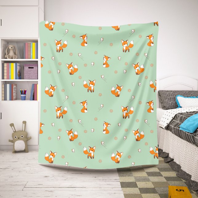 Cute Little Foxes Pattern on Green Sherpa Blanket (Creator Uploaded)